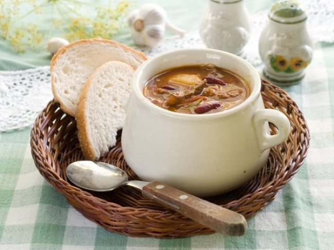 Georgian kharcho among world’s 12 soups to warm up in winter geotv.ge